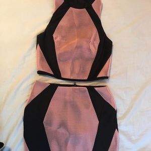 Cute 2 piece black & blush Crop top & skirt set!